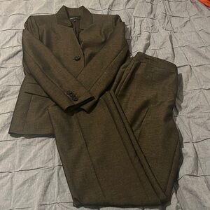 Lafayette 148 New York Women’s Dark Brown Blazer and Dress Pants